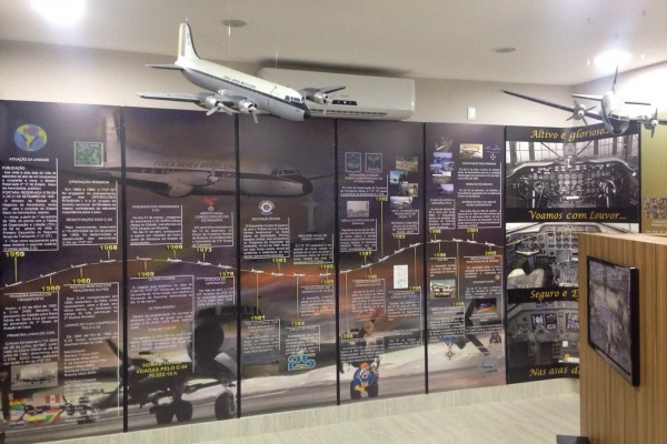 Salão relembra missões realizadas desde 1959  Tenente Olívio Marangon / Esquadrão Condor