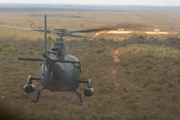 Emprego de armamento é a última fase de formação dos pilotos de helicóptero