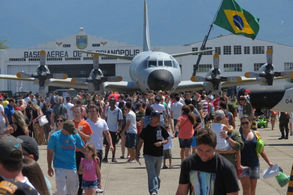 O evento, gratuito, ocorre no domingo (08/11) a partir das 9 horas