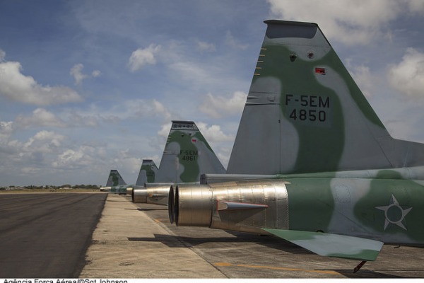 Caças F-5 prontos para missão na UNITAS  Cb André Feitosa / Agência Força Aérea