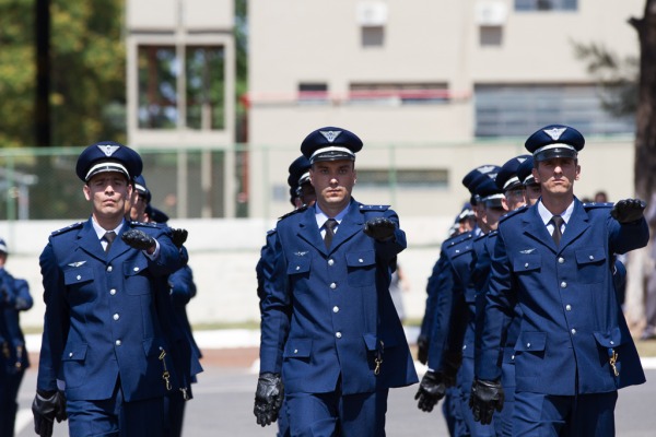 Inscrições devem ser feitas até o dia 9 de dezembro nas unidades militares descritas no aviso de convocação