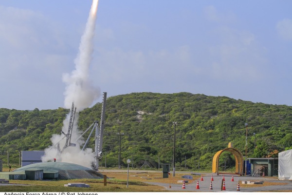 Foguete comemorativo será lançado às 16h35 (horário de Brasília) da Barreira do Inferno (RN)