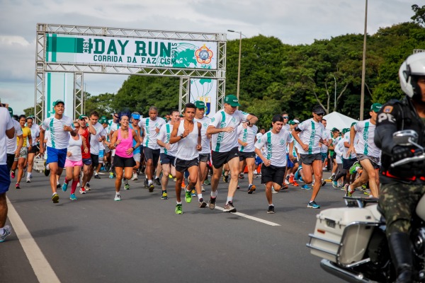 Evento que promove a prática esportiva será realizado no domingo (21/02)