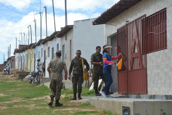 Com cerca de 7 mil imóveis, São Paulo do Potengi, no agreste potiguar, recebeu a visita de militares da FAB