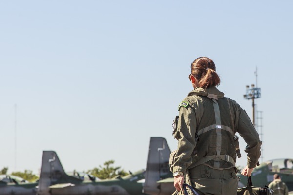 Além de aviadora, as mulheres exercem diversas funções nos esquadrões 