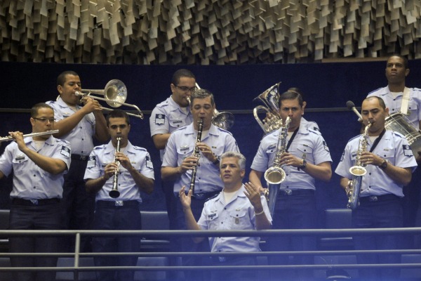 Sessão conjunta do Congresso Nacional também entregou Diploma Bertha Lutz