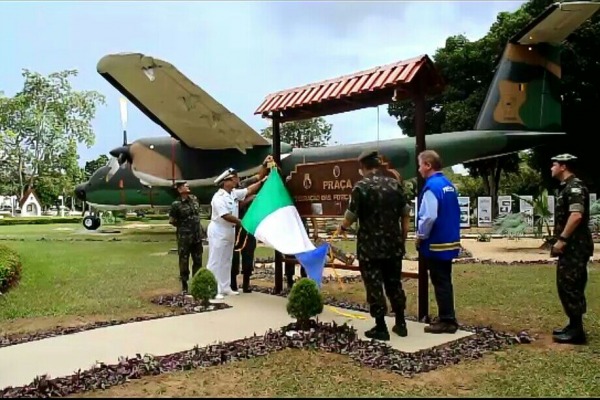 A Praça Integração das Forças Armadas, em Manaus, e a Duarte Silva, em Bauru, estão abertas a visitação do público