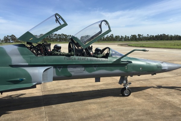 Pela primeira vez, essa aeronave é utilizada na instrução no Primeiro Grupo de Defesa Aérea