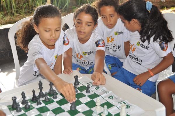 Projeto social é desenvolvido desde 2007 na base aérea 