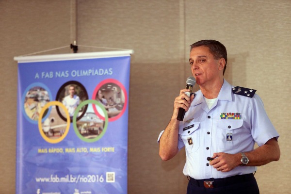 Coletiva de imprensa no DECEA - Maj Brig Jordão