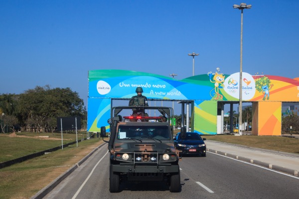 Aeroporto do Galeão e vias públicas de acesso