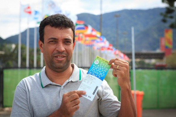 Sargento Jhennifer é uma das apostas no revezamento 4x100 medley