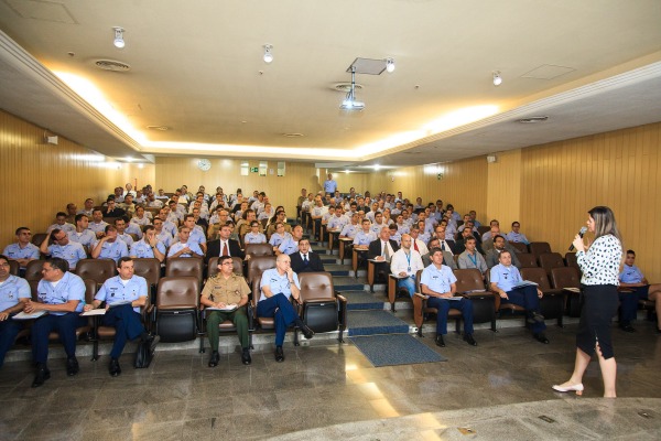 Cerca de 140 participantes de diversas unidades da FAB e de outras instituições assistiram às apresentações