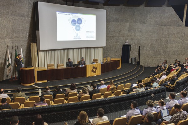 A menção foi entregue durante seminário realizado em Brasília