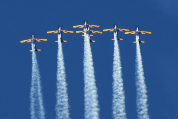 Fumaça se apresenta na Base Aérea de Canos