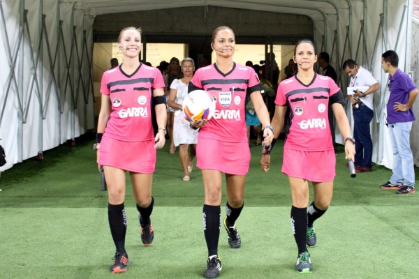 Dia Internacional da Mulher – Arena Pernambuco:  três mulheres no comando de uma