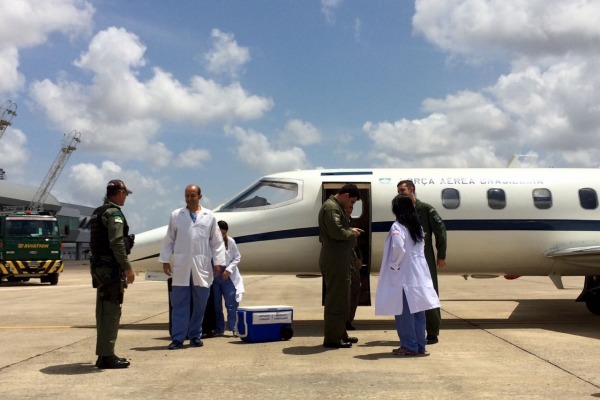 Learjet da FAB transportou o coração