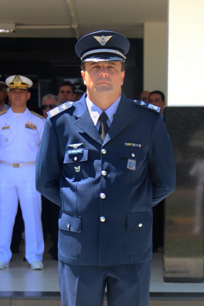 Coronel Magalhães assume com desafio de integrar operações aéreas e espaciais