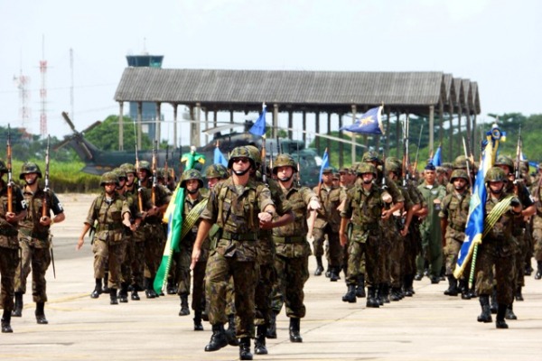 A cerimônia militar foi presidida pelo Comandante de Preparo, Tenente-Brigadeiro do Ar Antonio Carlos Egito do Amaral