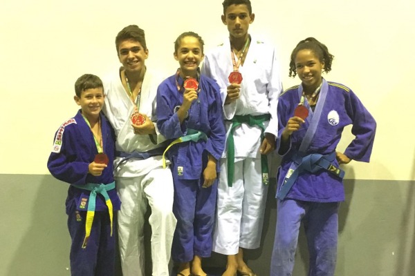 Atletas medalhistas da competição