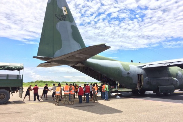 Foram 22 dias de missão em que duas aeronaves C-130 Hércules se revezaram na ajuda às vítimas 