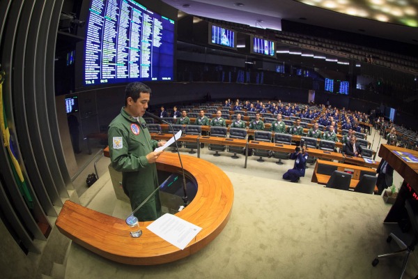 Saiba como foi a solenidade na Câmara dos Deputados