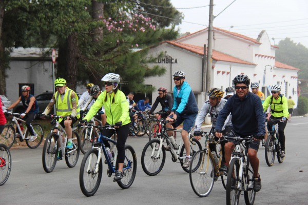 Cerca de 60 ciclistas percorreram as dependências da Ala