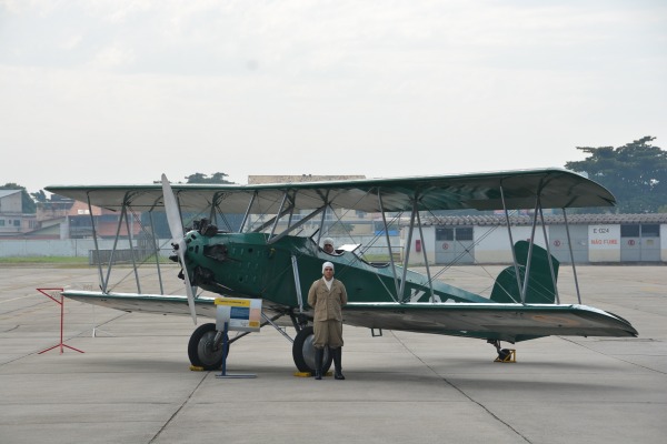 Durante a cerimônia estava em exposição a aeronave que protagonizou a criação do CAN