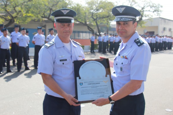 Entrega do Prêmio ASOCEA de Segurança Operacional ao DTCEA-MT