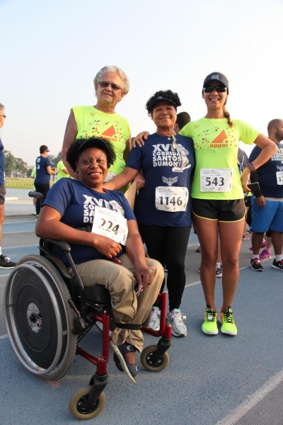 Jessica Nery reuniu mãe e tias para participar da corrida/SO Ricardo