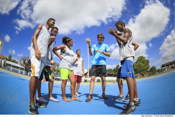  Atletas do Projeto Talentos Esportivos em instrução