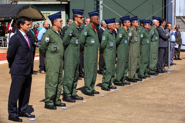 Comandante da Aeronáutica e Oficiais-Generais na solenidade