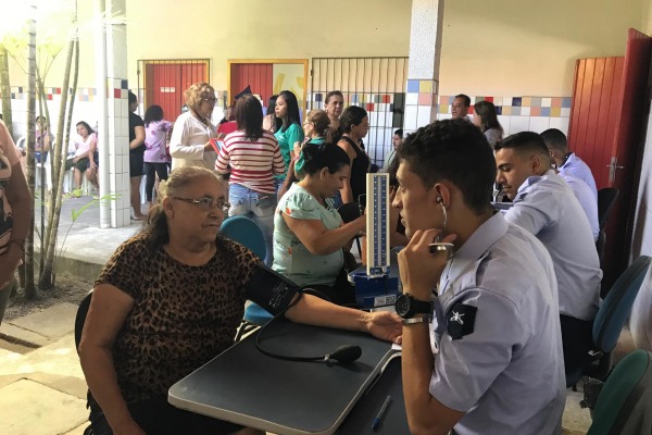 Foi oferecido acesso a diversos serviços e atendimentos na área de saúde