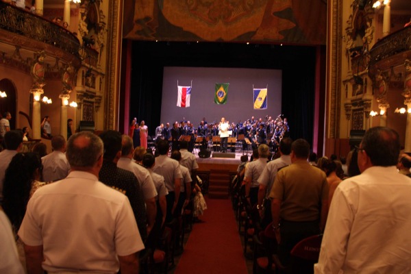 Ala 8 realizou Concerto Sinfônico no Teatro Amazonas