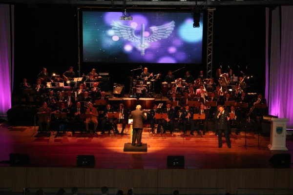 Uma das cidades que recebeu concerto foi Florianópolis