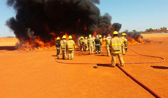 O curso habilita bombeiros para atenderem situações emergenciais em aeródromos