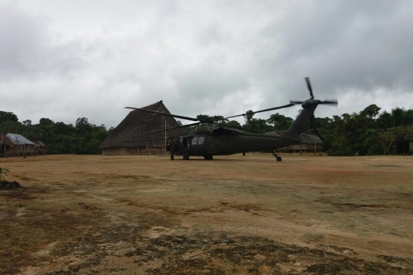 O helicóptero Black Hawk foi utilizado na missão