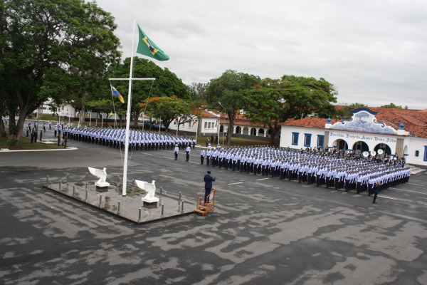 A EEAR fica em Guaratinguetá (SP)