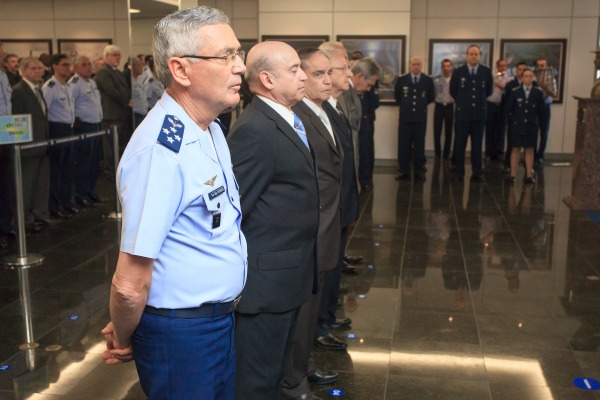 Ex-Chefes do EMAER são homenageados durante a cerimônia