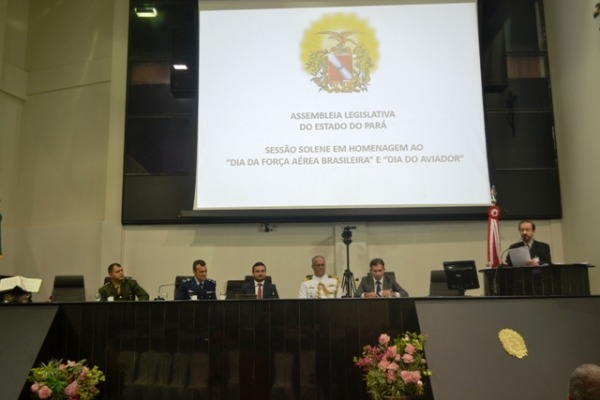 Sessão solene na Alepa homenageia Dia do Aviador e da FAB