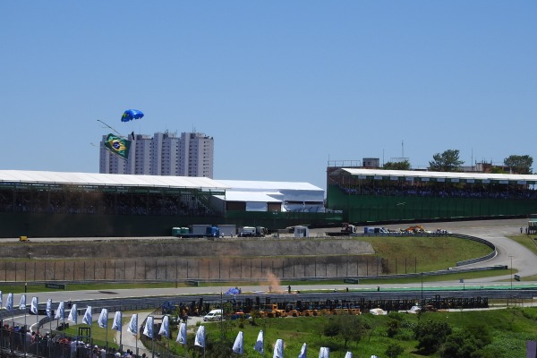 Movimentação nos helipontos de Interlagos durante evento