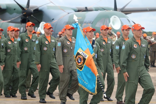 Durante a cerimônia foram entregues os títulos de Homem-SAR, Destaque Operacional, Pelicano Honorário, Graduado e Praça Padrão 