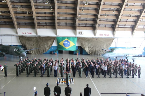 Aeronaves e efetivo serão integrados ao 3º ETA, em Santa Cruz (RJ)