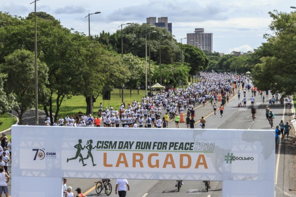 Na Capital Federal, a corrida aconteceu no Eixão Sul