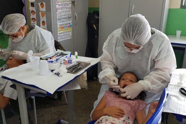Equipe de 40 dentistas e técnicos da Odontoclínica de Aeronáutica de Brasília participou do 7º Mutirão da Cidadania