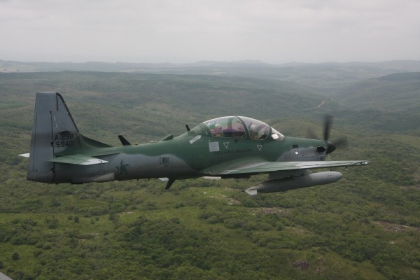 Aeronave A-29 Super Tucano foi utilizada na identificação