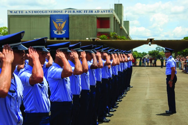 Jornal traz relatos de Cadetes aviadores, infantes e intendentes do Ninho das Águias