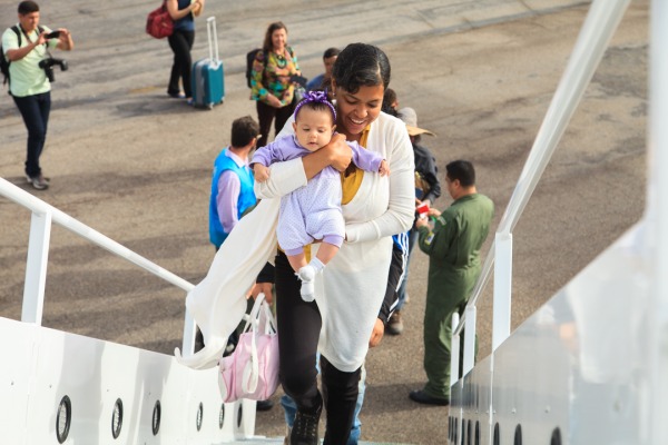 Na manhã desta quinta-feira (05/04), o Boeing 767 da Força Aérea Brasileira transportou 116 venezuelanos para São Paulo