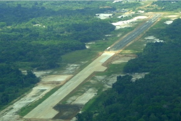 Obra de recuperação da pista de Iauaretê