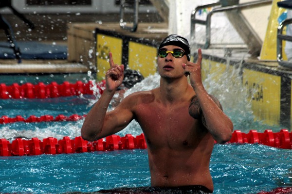 Competição de natação ocorre no Rio de Janeiro